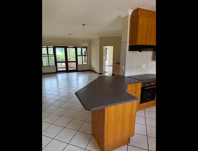 2 BEDROOM APARTMENT FOR SALE IN BRYANSTON